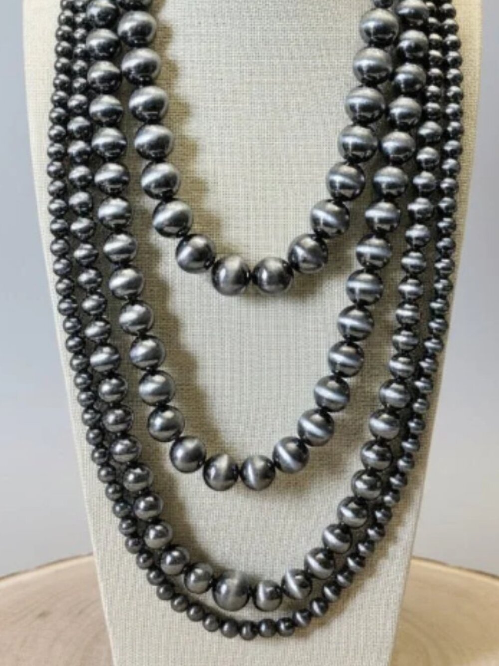 Tipi Western 4-Strand Burnished Faux Sterling Pearl Necklace NWT